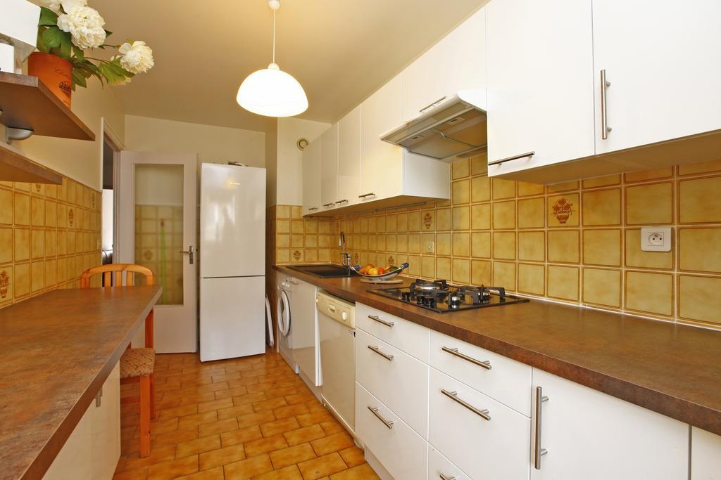 Appartement 6 Personnes Avec Terrasse Le Port Niza Habitación foto